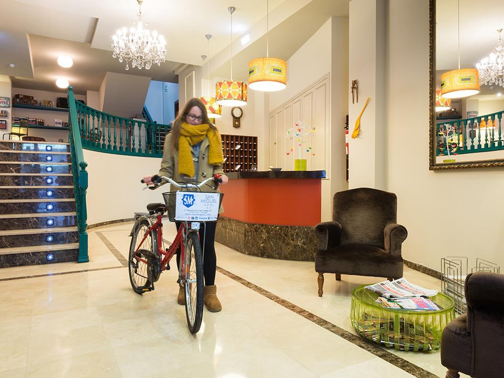 גיחון Hotel San Miguel מראה חיצוני תמונה